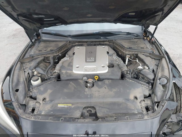 Infiniti 2015 2015 JN1BV7AP3FM330167 Image 10