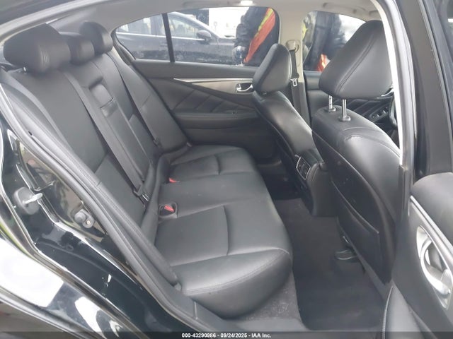 Infiniti 2015 2015 JN1BV7AP3FM330167 Image 8
