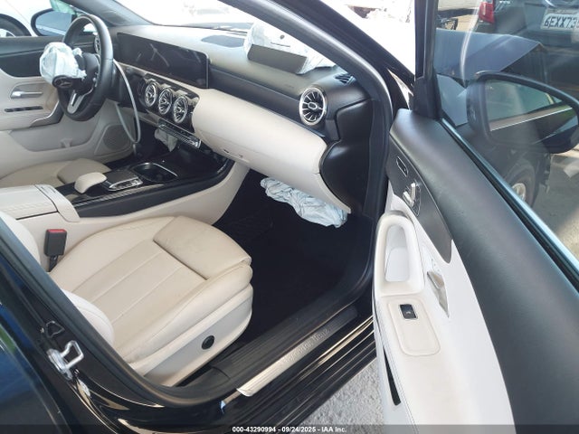 Mercedes-Benz m260 2019 WDD3G4EB3KW021103 Image 5
