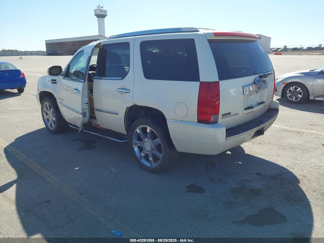 2007 CADILLAC ESCALADE 1GYFK63817R199374 Photo 2
