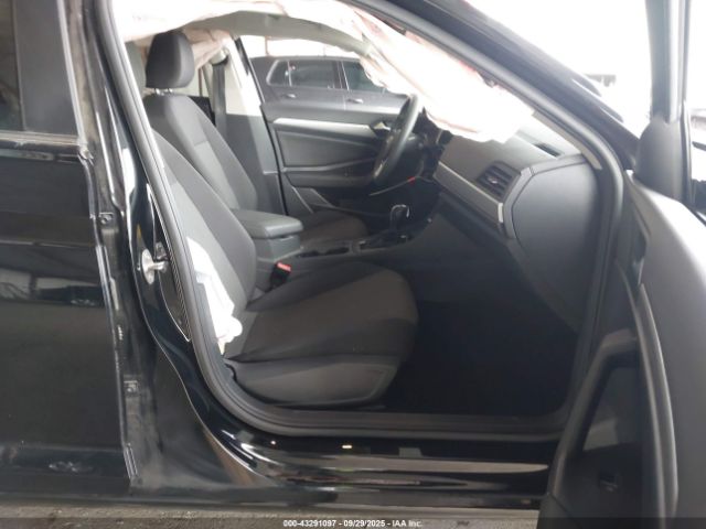 2021 VOLKSWAGEN JETTA 3VWC57BU3MM061186 Photo 4