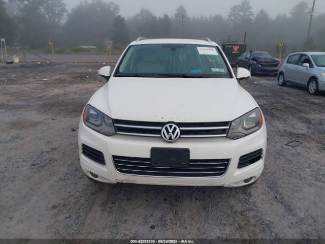 2011 VOLKSWAGEN TOUAREG WVGFF9BPXBD005639 Photo 5