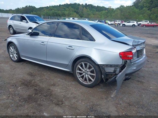 2016 AUDI A4 WAUFFAFL8GN013606 Photo 2