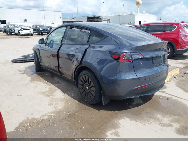 2023 TESLA MODEL Y 7SAYGDEE3PA127914 Photo 2