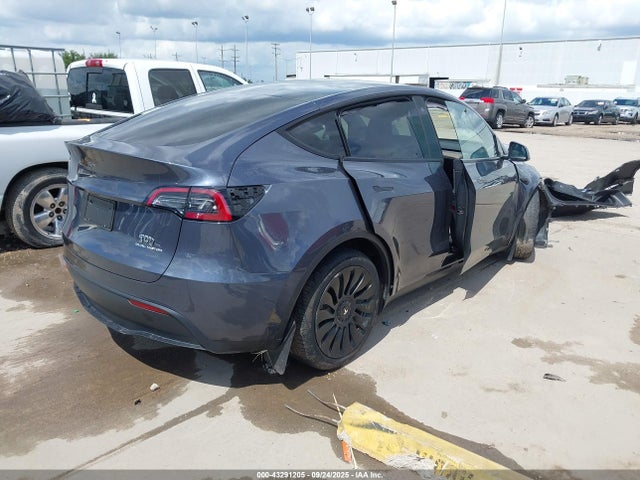 2023 TESLA MODEL Y 7SAYGDEE3PA127914 Photo 3
