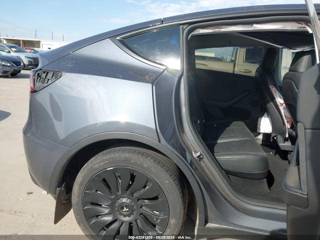 2023 TESLA MODEL Y 7SAYGDEE3PA127914 Photo 7