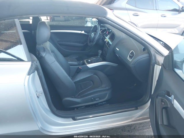 2011 AUDI A5 WAUJFAFH7BN019783 Photo 4