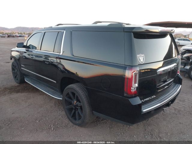 2018 GMC YUKON XL 1GKS2HKJ6JR323686 Photo 2