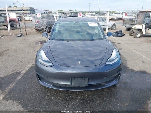 5YJ3E1EB4JF114097 Tesla MODEL 3