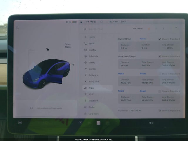 5YJ3E1EB4JF114097 Tesla MODEL 3