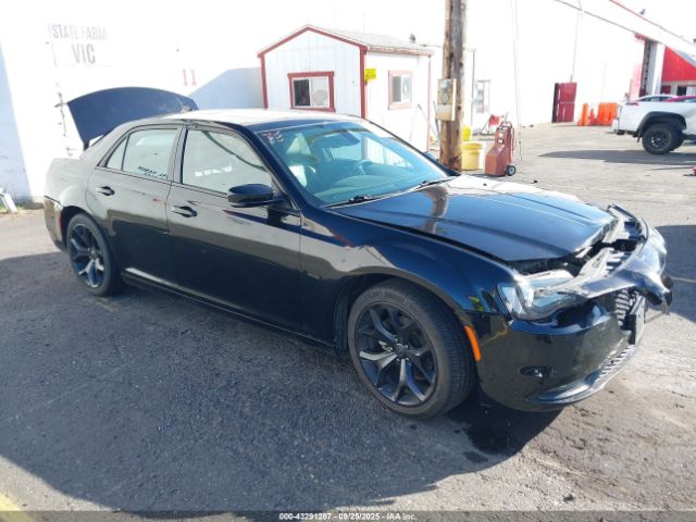 2022 CHRYSLER 300 2C3CCABG9NH214349 Photo 0