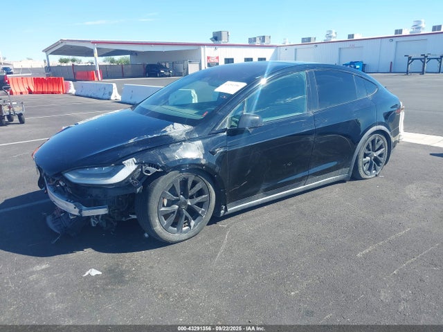 2023 TESLA MODEL X 7SAXCAE54PF365831 Photo 1