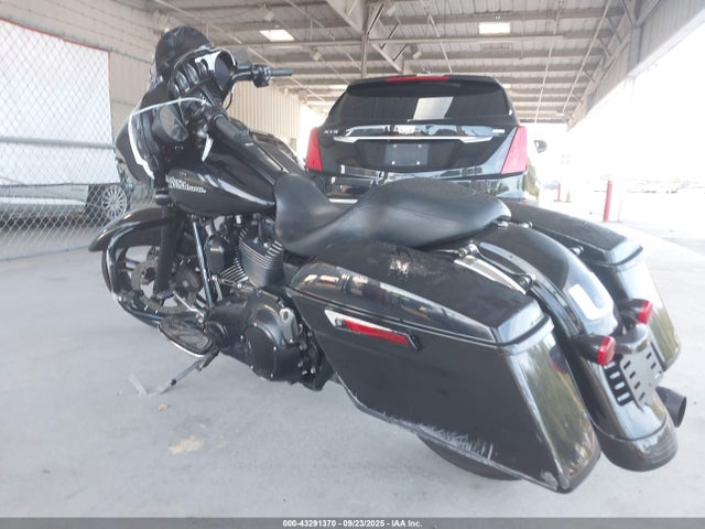1HD1KBM13GB658180 Harley-Davidson 2016