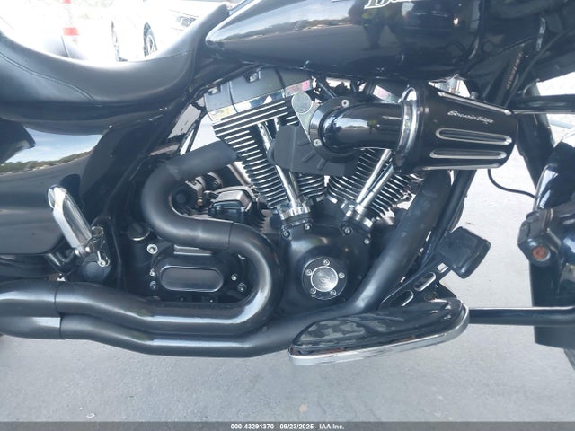1HD1KBM13GB658180 Harley-Davidson 2016