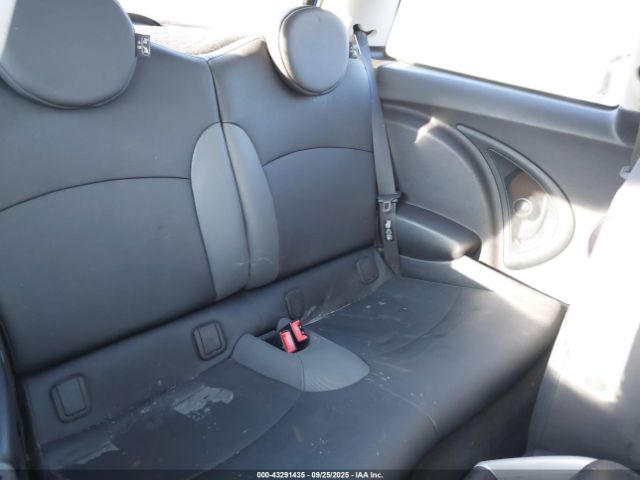 2010 MINI COOPER S WMWMF7C55ATW89935 Photo 7