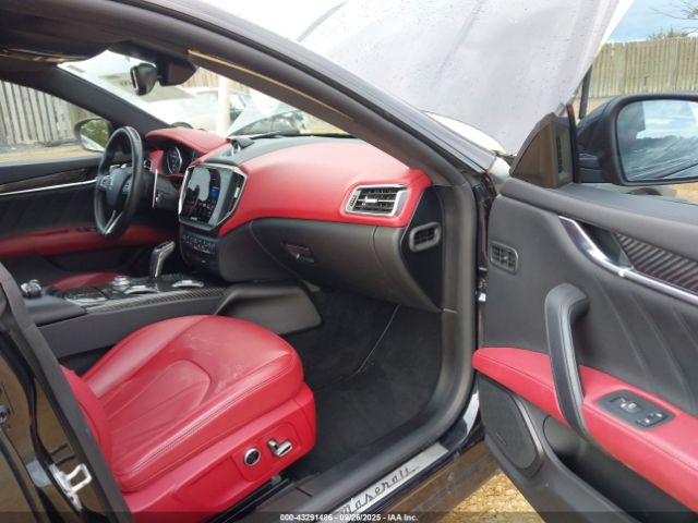 2022 MASERATI GHIBLI ZAM57YTM3N1383976 Photo 4