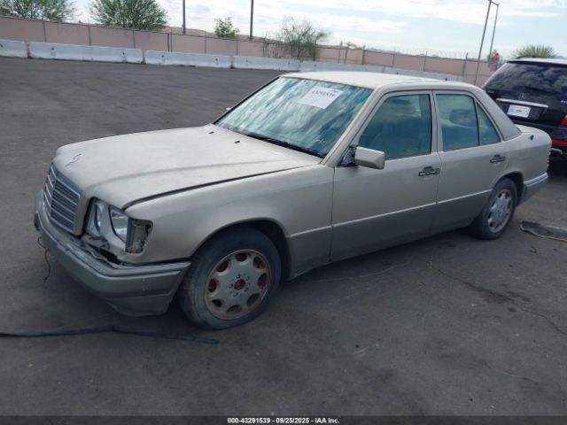 1994 MERCEDES-BENZ E WDBEA32E1RC086524 Photo 1