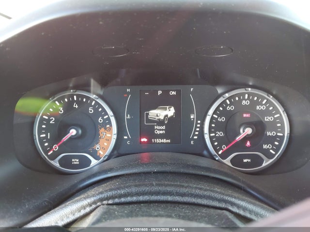 ZACCJBBTXFPC44545 Jeep Renegade