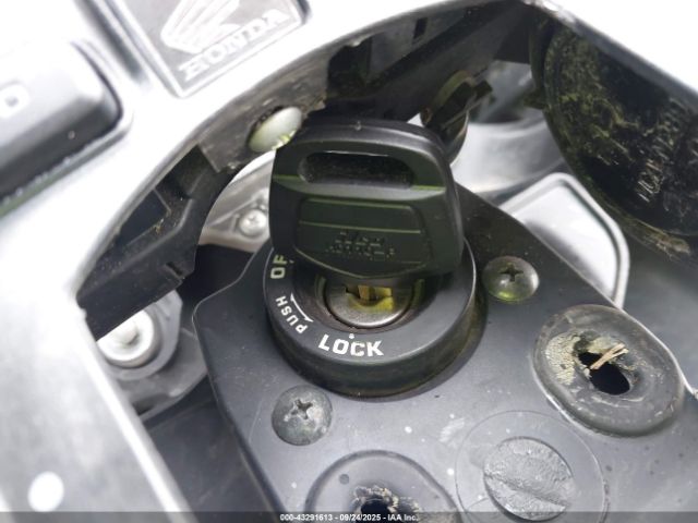 2010 HONDA GL1800 1HFSC47H2AA901987 Photo 10