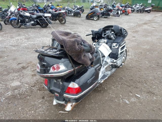 2010 HONDA GL1800 1HFSC47H2AA901987 Photo 3