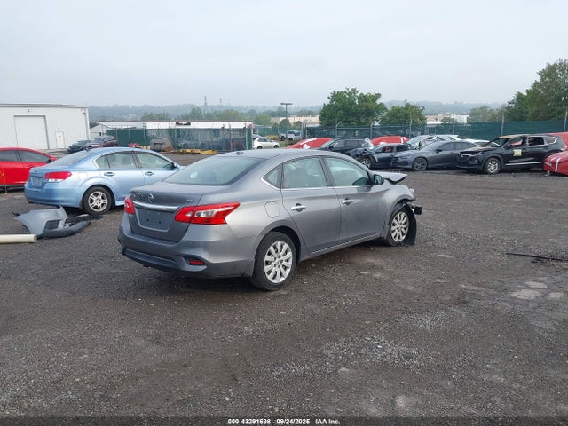 Nissan Sentra 2017 3N1AB7AP9HY323065 Image 4