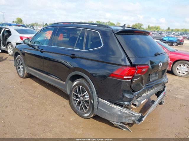 2021 VOLKSWAGEN TIGUAN 3VV2B7AXXMM013964 Photo 2