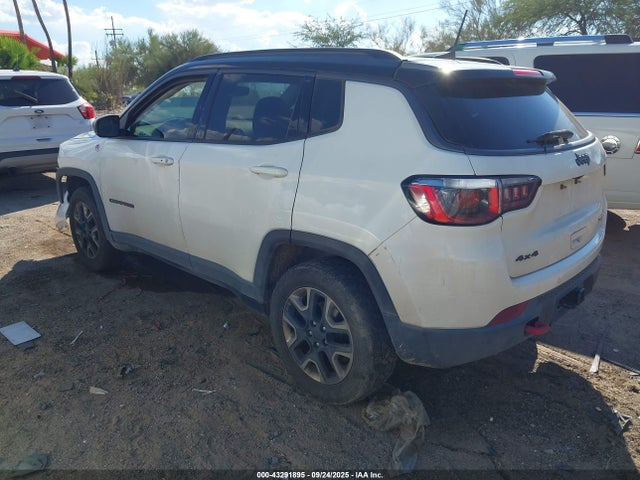 3C4NJDDB8JT307538 Jeep Compass Trailhawk 4x4