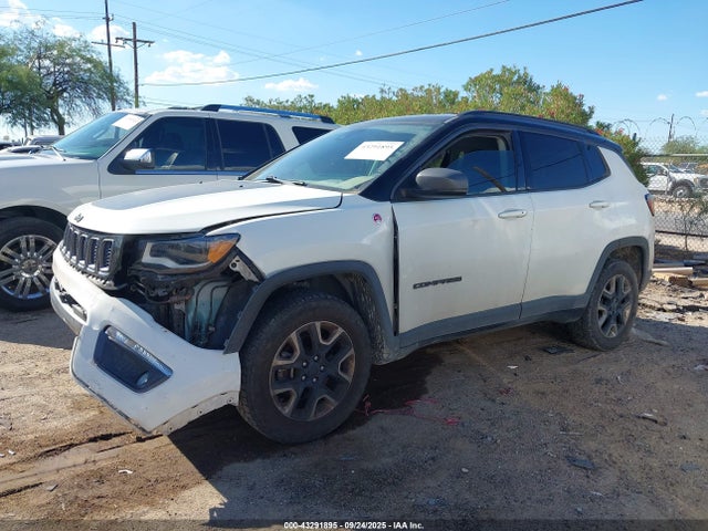 3C4NJDDB8JT307538 Jeep Compass Trailhawk 4x4