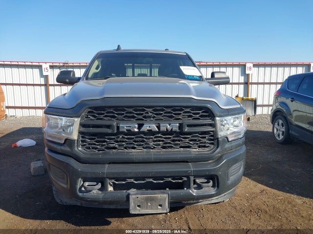 3C6UR5CL4KG551967 RAM 2019