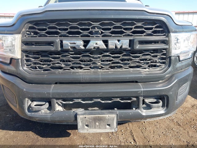 3C6UR5CL4KG551967 RAM 2019