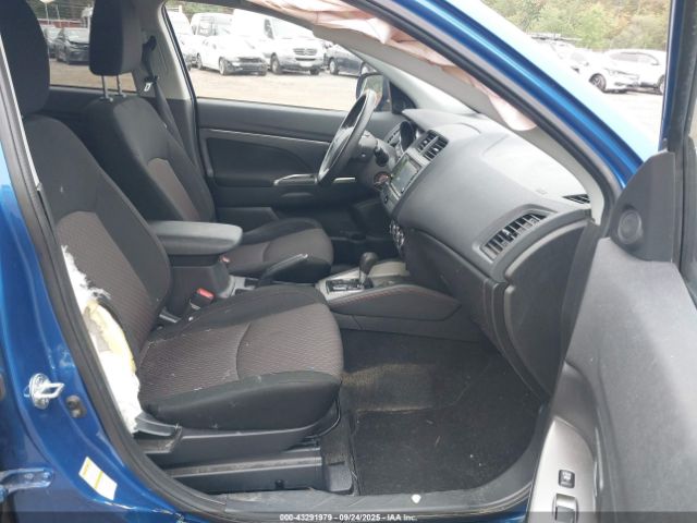 2018 MITSUBISHI OUTLANDER SPORT JA4AR3AU8JU020658 Photo 4