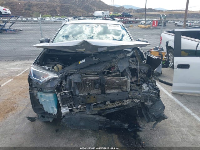 2T3ZFREV7GW302261 Toyota 2ar-fe
