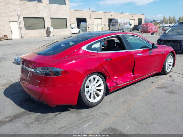 2018 TESLA MODEL S 5YJSA1E21JF257709 Photo 3