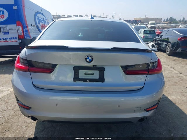 WBA5R1C55KAK10208 BMW 330I