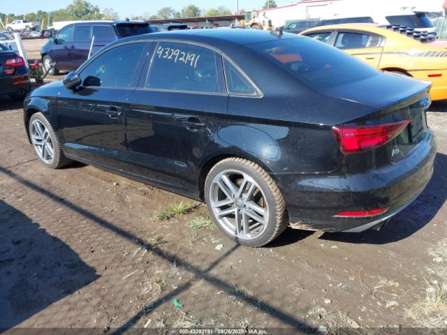 2018 AUDI A3 WAUAUGFF0J1023235 Photo 2