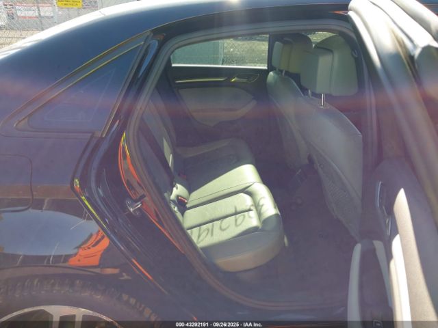 2018 AUDI A3 WAUAUGFF0J1023235 Photo 7