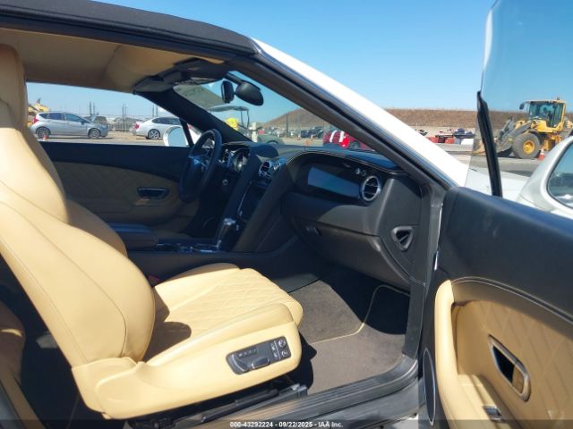 2016 BENTLEY CONTINENTAL GT SCBGU3ZA8GC054352 Photo 4