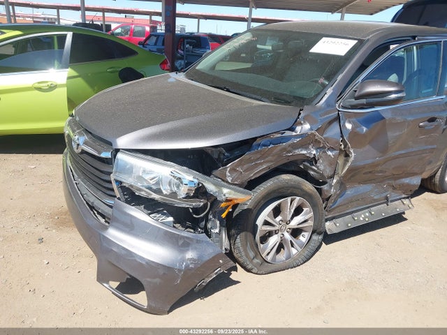 5TDZKRFH4GS149036 Toyota 2gr-fe