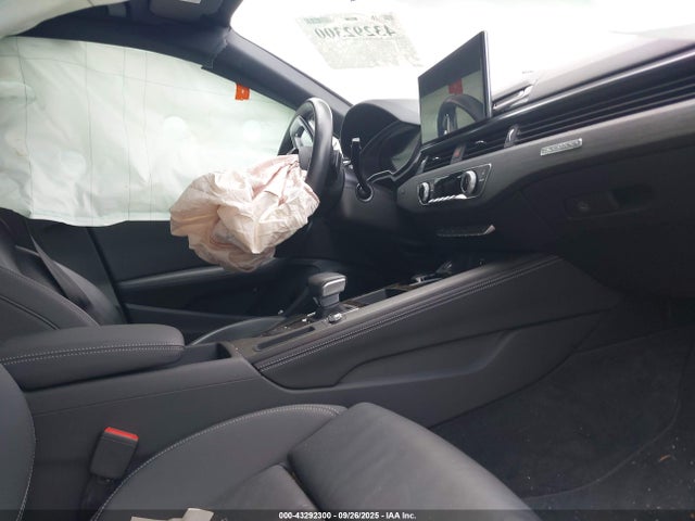 2021 AUDI A4 WAUEAAF43MA039147 Photo 4