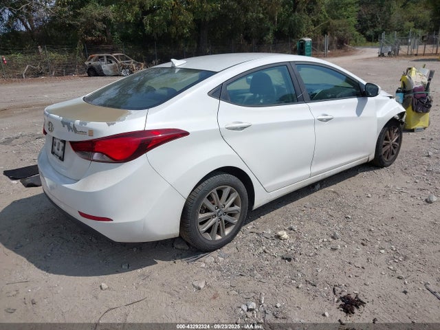 5NPDH4AE9GH732961 Hyundai ELANTRA SE