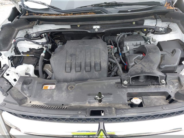 2019 MITSUBISHI ECLIPSE CROSS JA4AT5AA0KZ000735 Photo 9