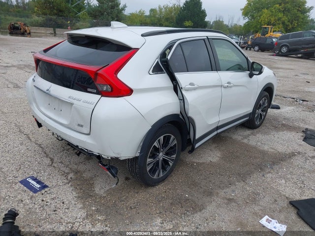 2019 MITSUBISHI ECLIPSE CROSS JA4AT5AA0KZ000735 Photo 3