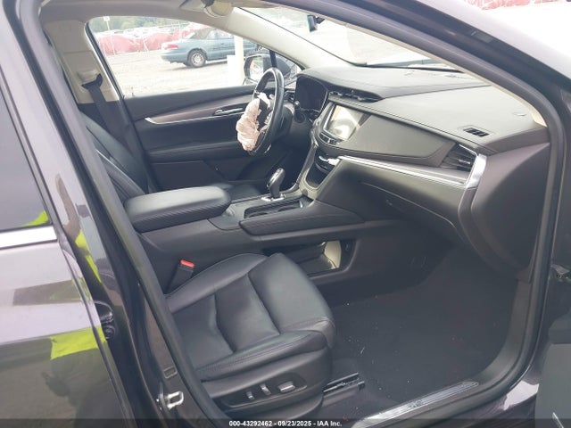 2017 CADILLAC XT5 1GYKNBRS9HZ225402 Photo 4