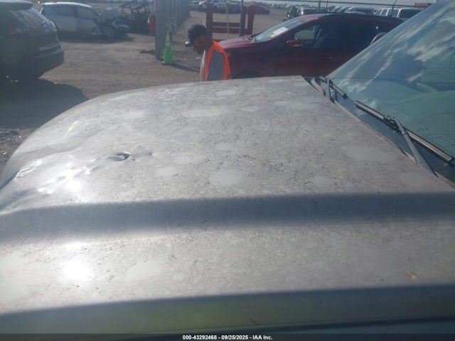2005 Chevrolet Silverado 2500hd Lt მანქანა იყიდება აუქციონზე, vin: 1GCHK23285F818246, აუქციონის ნომერი: 43292468