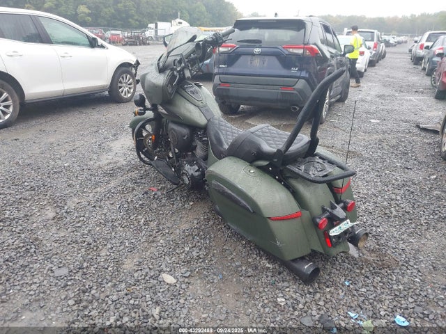 2023 INDIAN MOTORCYCLE CO. CHIEFTAIN 56KTCDBB6P3414848 Photo 2