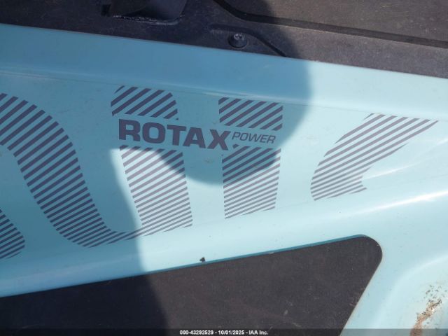 2022 BOMBARDIER SEA DOO GTI YDV80459D222 Photo 9