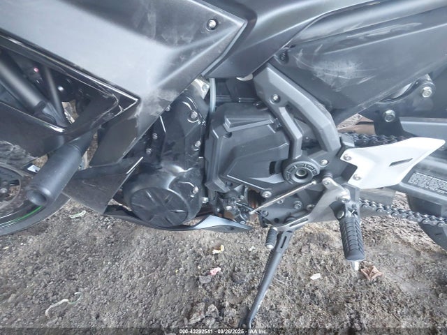 Kawasaki Ninja 650 2025 ML5EXER16SDAD8797 Image 9