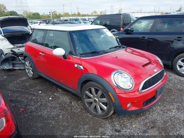 2008 MINI COOPER S WMWMF73528TT89621 Photo 0