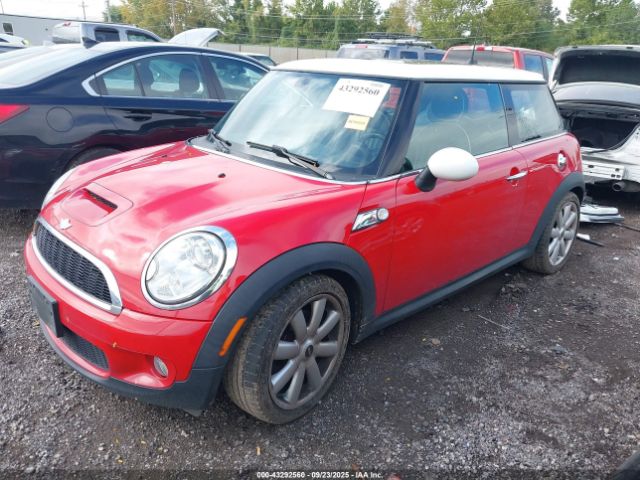 2008 MINI COOPER S WMWMF73528TT89621 Photo 1