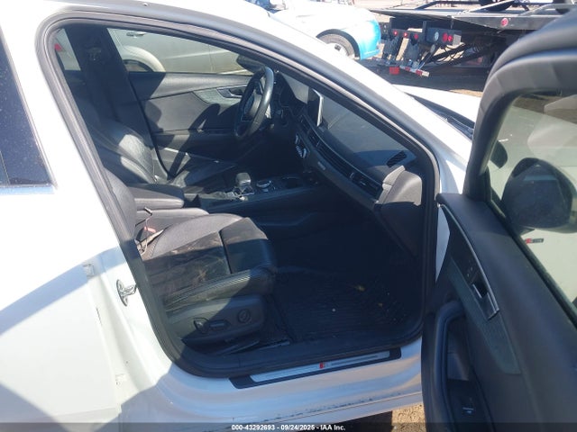 2018 AUDI A4 WAUENAF4XJA037847 Photo 4
